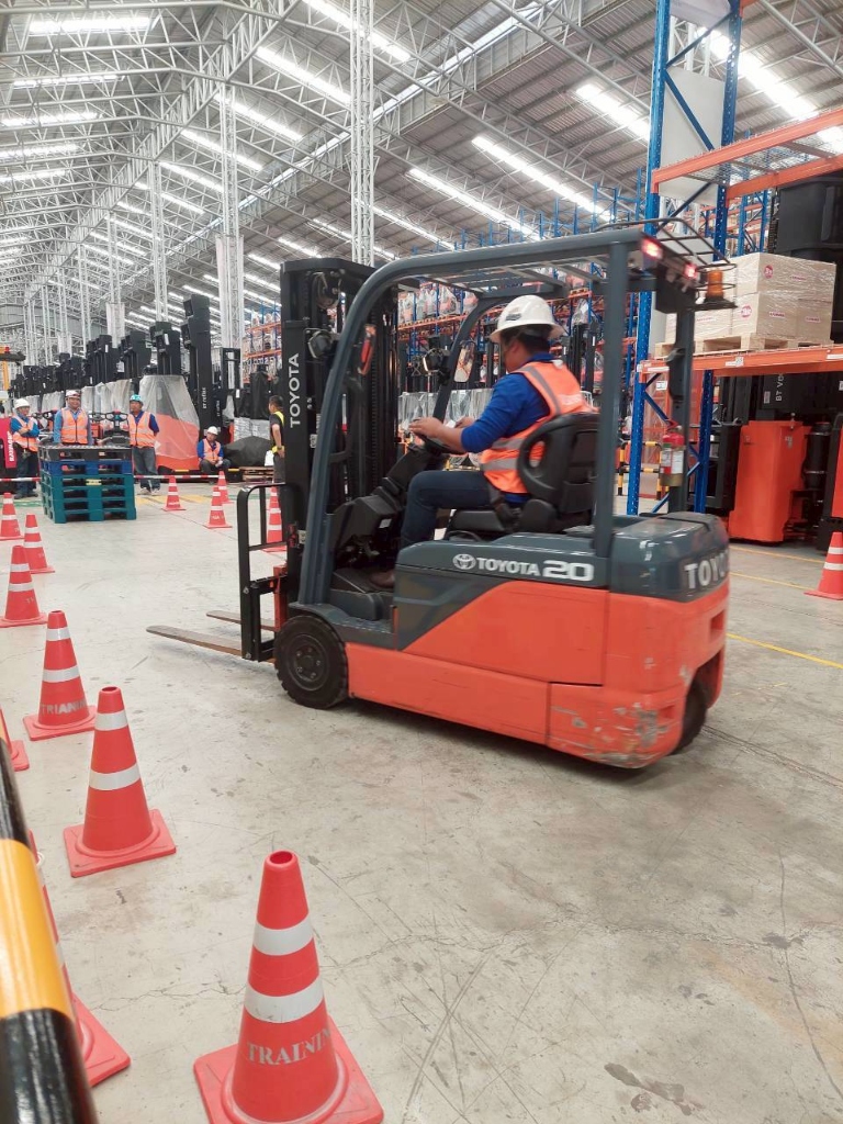 การอบรมสอบขับรถโฟล์คลิฟต์ภาพที่ 2